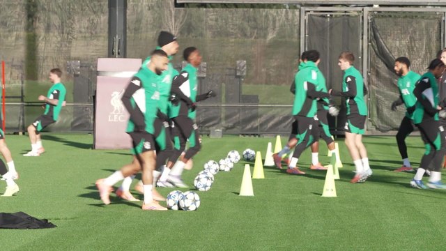 Struggling Liverpool prepare for champions league visit of PSV Eindhoven as Slot tries to save their