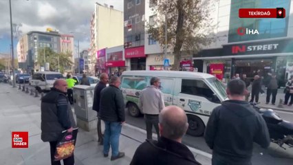 Tekirdağ'da sol şeritte seyreden motosikletli kamyonetle kafa kafaya çarpıştı