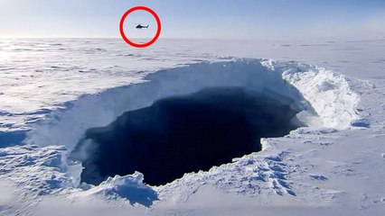 Un trou monstrueux découvert sous la glace du Groenland - Il a des millions d'années