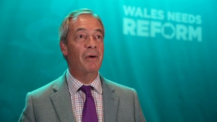 Farage Denies Antisemitism Amid Allegations of Nazi Salutes at School