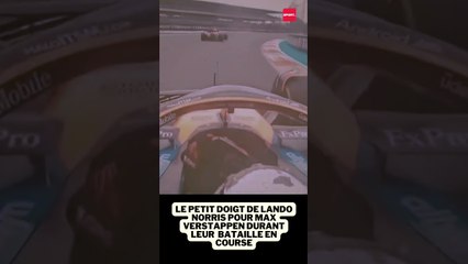 Le petit doigt de Lando Norris pour Max Verstappen durant leur  bataille en course.