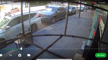 Novo ângulo mostra detalhes de atropelamento no Centro de Cascavel