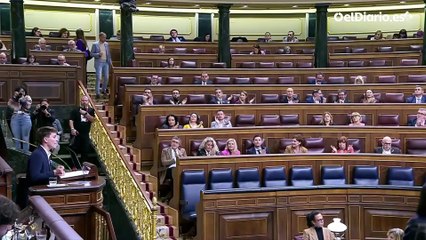 Un diputado del PSOE desmonta las falsedades de Vox sobre la vivienda durante la dictadura- "Personas hacinadas, eso fue el franquismo"