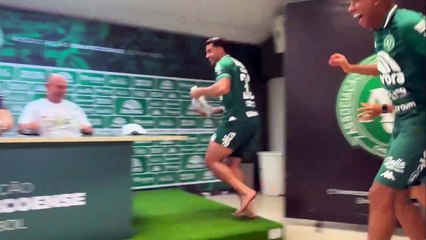 Chapecoense remonte en première division brésilienne neuf ans après le terrible crash d’avion - Foot - Brasileirão