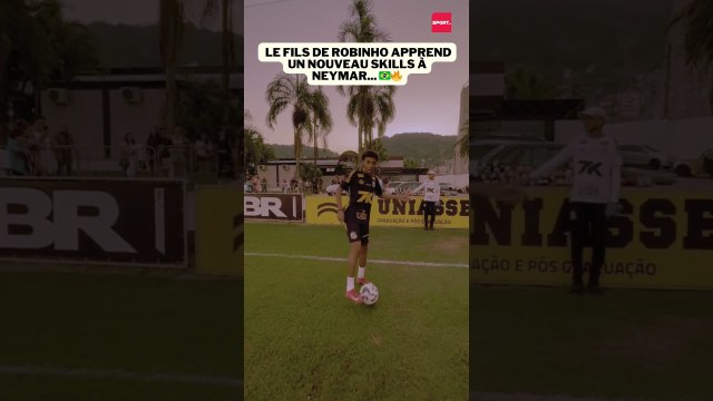 Le fils de Robinho apprend un nouveau skills à Neymar... 🇧🇷🔥 #football