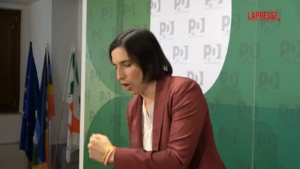 Schlein: «Premiata la linea testardamente unitaria del centrosinistra» e mostra il braccialetto