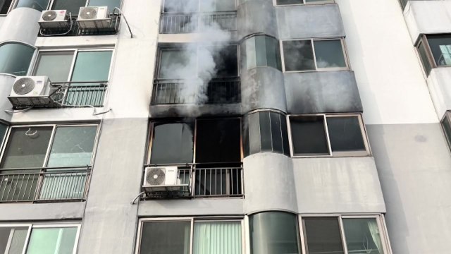 창원 아파트에서 불...집에 있던 80대 할머니 숨져 / YTN