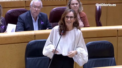 Mónica García, a Javier Arenas: "No se fume un puro como si estuviera en El Ventorro"