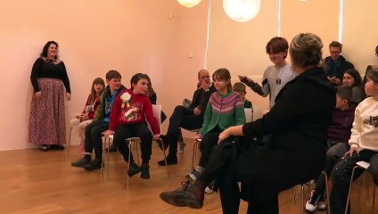 'The Blonde One' laughs William in game of Guess Who