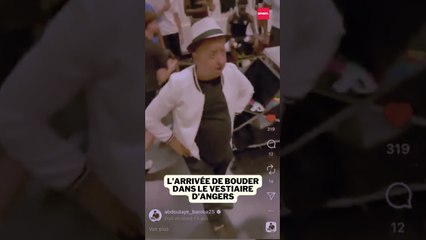 L'arrivée de Bouder dans le vestiaire d'Angers #football #ligue1