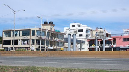 Retiran los peatonales de Las Américas