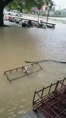 Le Manifest - 🔴 Inondations dans le sud de la Thaïlande : près de 2 millions d’habitants touchés, pendant ce temps-là…