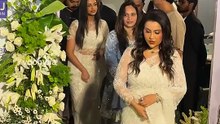 amruta fadnavis spotted at an event in south mumbai