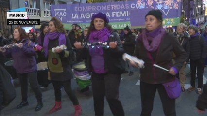 Miles de personas marchan contra la violencia machista