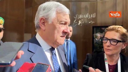 Giornata violenza donne, Tajani: Nessuna deve morire perché qualcuno vuole ammanettare suo amore