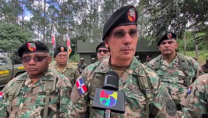 Comandante del Ejército visita puntos fronterizos