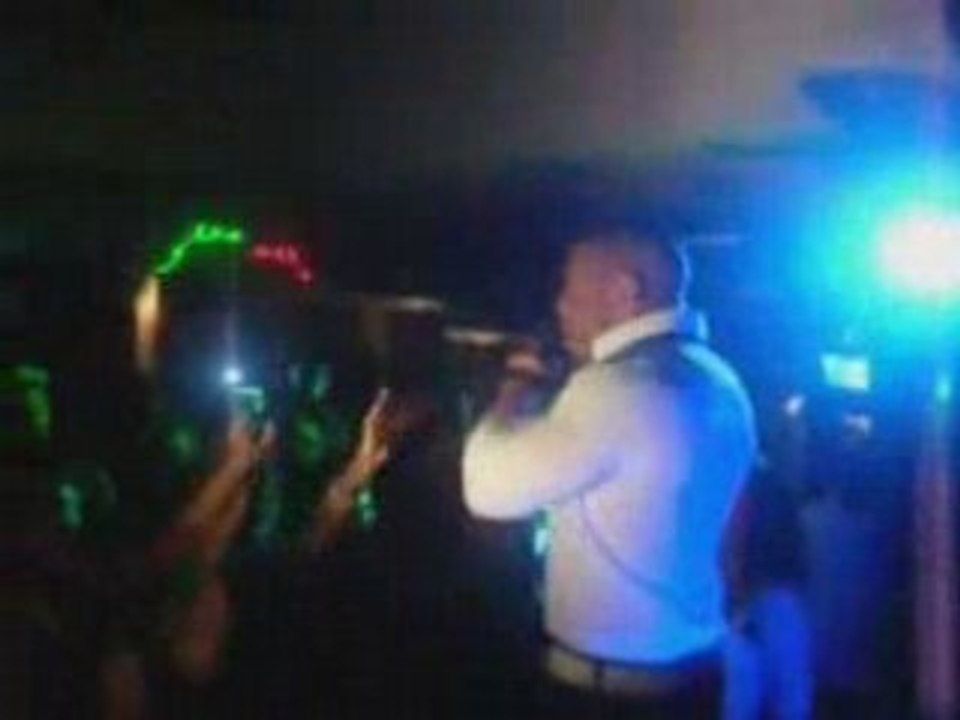 Capsonline presenta Neuza vs Nichols