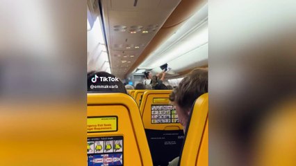 Ryanair al límite: Kavanagh, la jefa irlandesa del MMA, protagoniza una agresión que enciende a la Guardia Civil