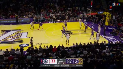 Lakers - Le bloc monstrueux de Hayes sur Harden