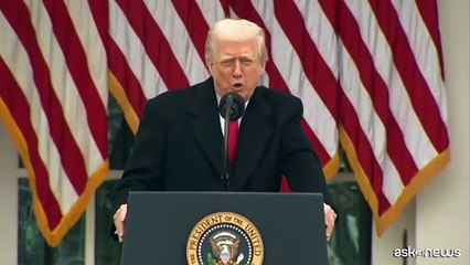 Trump grazia i tacchini ma trasforma la cerimonia in attacco politico