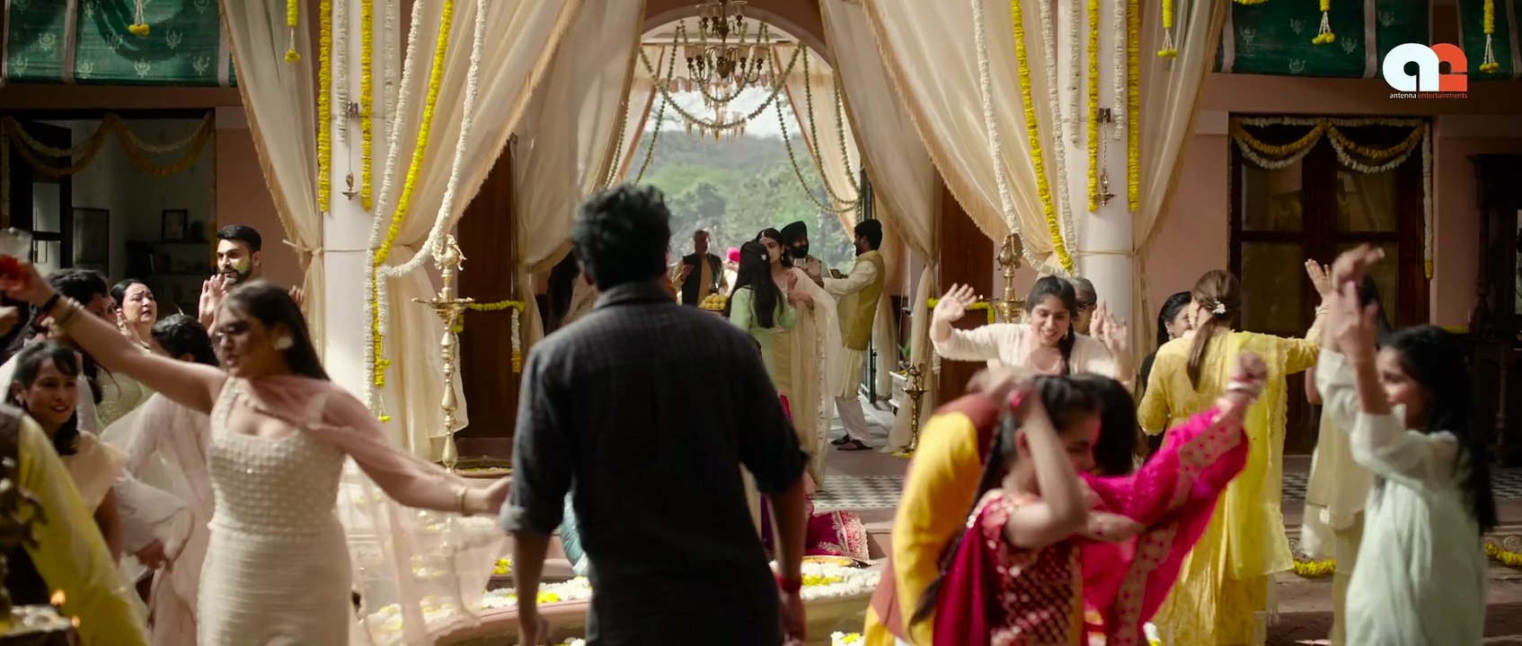 Tere Ishk Mein | Trailer 1