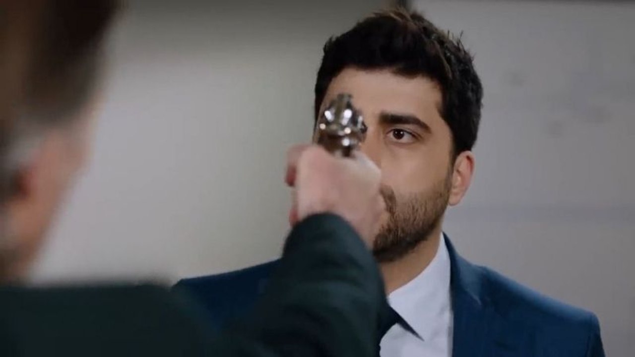 Kızılcık Şerbeti 115. bölümden yeni fragman: Biz evlenmeye karar verdik Fatih'le!