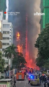 Au moins 4 morts dans un immense incendie à Hong Kong