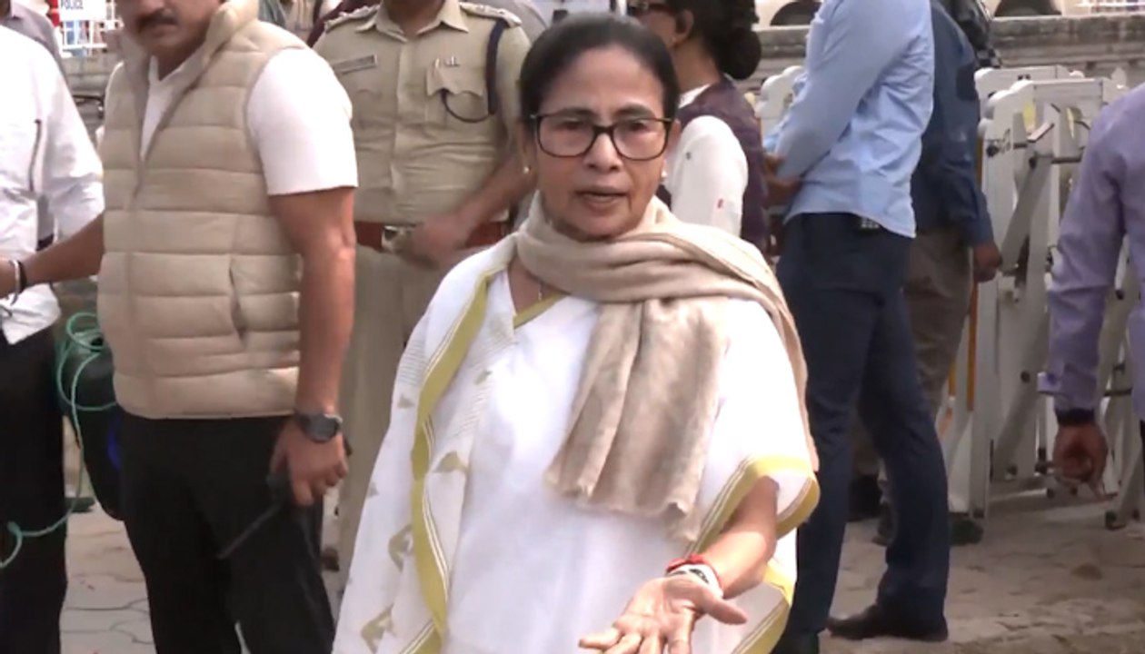 Mamata Banerjee Reacts Strongly to Rajya Sabha Bulletin on Slogans