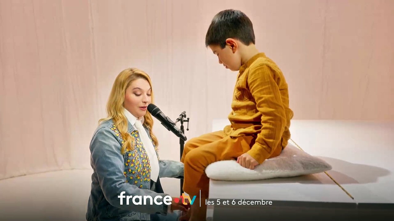 Regardez la bande-annonce de la prochaine édition du "Téléthon", qui aura lieu le 5 et 6 décembre, avec la marraine Santa qui chante son titre "Popcorn salé" - VIDEO