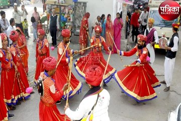 Watch Video : पाली में निकली भटियाणी माता की शोभायात्रा, ढोल-नगाड़ों, झांकियों और फूलों की वर्षा ने मोहा मन