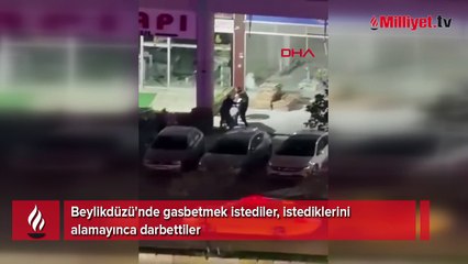 Beylikdüzü'nde dehşet! 4 kişilik çete sokak ortasında iki gence saldırdı