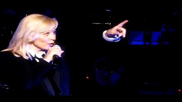 SYLVIE VARTAN — TOUTES PEINES CONFONDUES — (MICHEL JORDAN / JANNICK TOP – SERGE PERATHONER) | SYLVIE VARTAN A L’OLYMPIA BRUNO COQUATRIX | 2009