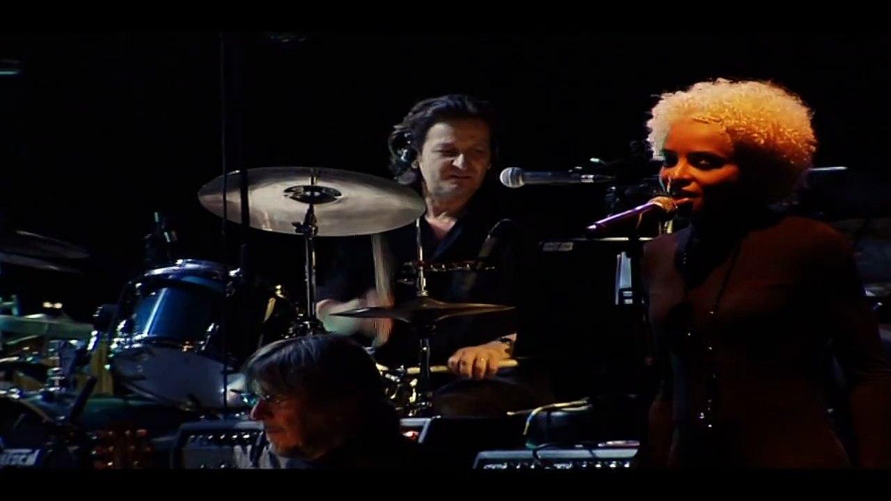 SYLVIE VARTAN — L’AMOUR AVEC DES SENTIMENTS — (ERIC CHEMOUNY / SYLVIE VARTAN) | SYLVIE VARTAN A L’OLYMPIA BRUNO COQUATRIX | 2009