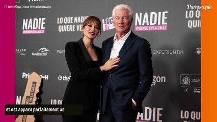 Richard Gere a choisi de quitter les Etats-Unis pour sa femme plus jeune que lui : le couple s'offre une soirée glamour dans le pays où il vit
