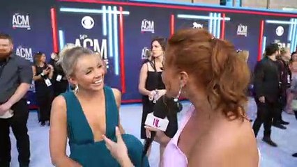 Danielle Bradbery  ACMS Carpet Interview 2019