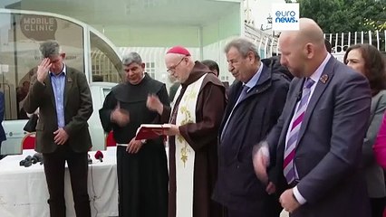 خودروی پاپ فرانسیس به «درمانگاه سیار کودکان غزه» تبدیل شد