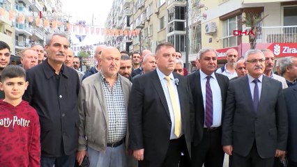 İzmir'de taksicilerden korsan taşımacılık reklamlarına tepki