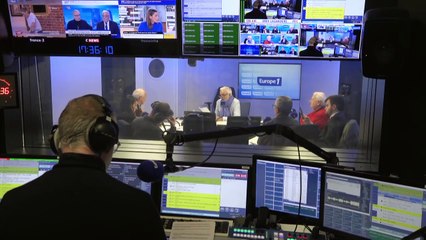 Pascal Praud et vous - Ces trois questions que la reine Elizabeth II posait à Marc Roche, auteur de «Ma vie chez les Windsor»