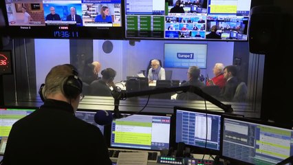 Elisabeth II «n'a jamais fait d'études, elle a appris sur le tas», raconte M.Roche