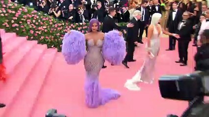 Kylie Jenner Afraid To Marry Travis Scott?