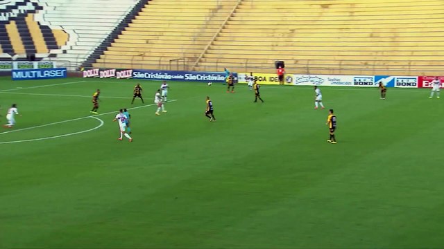 De Virada - Bastidores e Desafios do Futebol Trailer Oficial