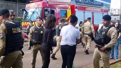 “Estes anjnhos terão a imagem do herói que o pai foi”, diz coronel no local do acidente que matou PM