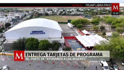En Nuevo León, hacen entrega de las tarjetas del programa "Ayudamos a las Mujeres"