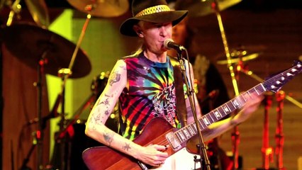 Highway 61 Revisited (Bob Dylan cover) - Johnny Winter (live)