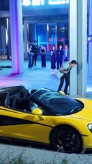 El pobre chico fue humillado por la rica heredera, pero una CEO lo contrató por 100 millones!