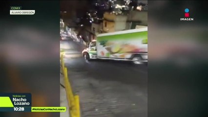 Un camión de refrescos cayó en la Bajada del Diablo, en la alcaldía Álvaro Obregón