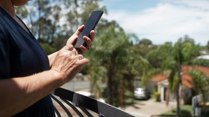 Telco customers say they’re getting trapped in circular complaint processes