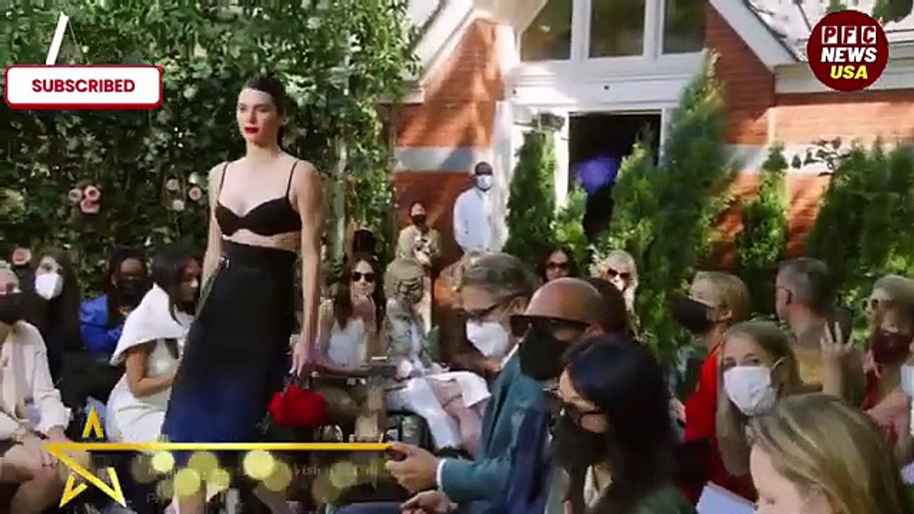 The Best Fashion show of Kendall Jenner _ Kendall Jenner’s Iconic Runway Moments_ A Fashion Journey