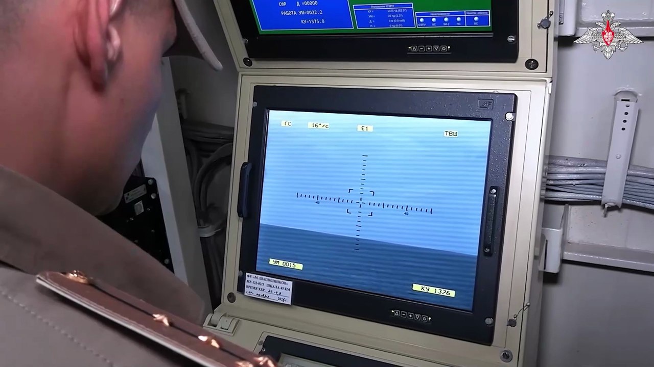 Russland führt komplexe Marineübung mit scharfen Schüssen im Indischen Ozean durch