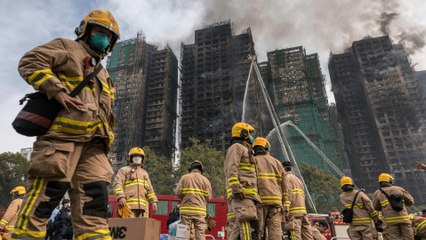 Großbrand in Hongkong: Über 40 Tote, Hunderte vermisst